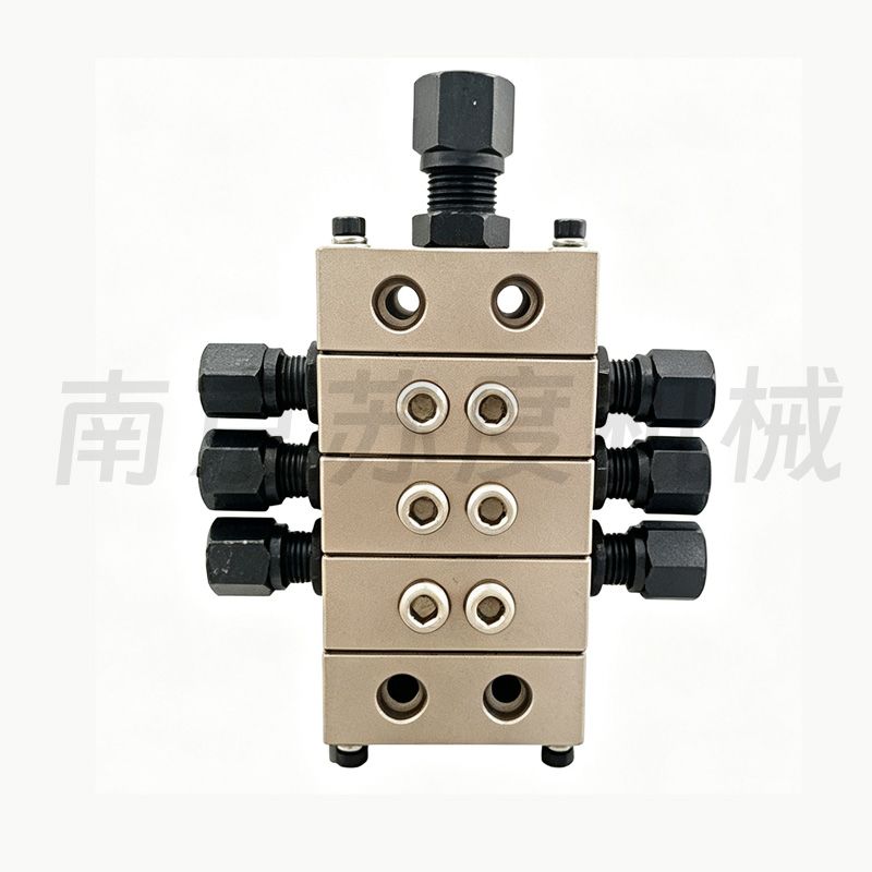 JPQS (D) 型递进式分配器 (16MPa).jpg