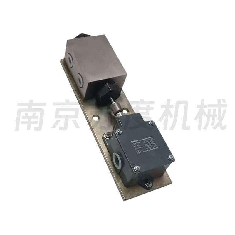 YCK-P5 型压差开关.jpg